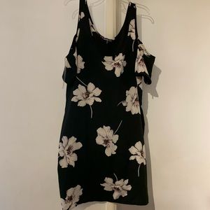 2x cold shoulder dress